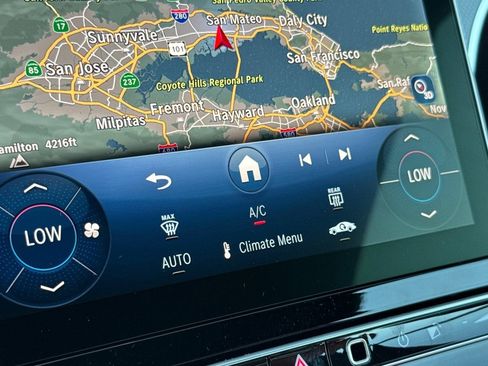 New 2026 Mercedes-Benz CLE 300 4MATIC Cabriolet image 22