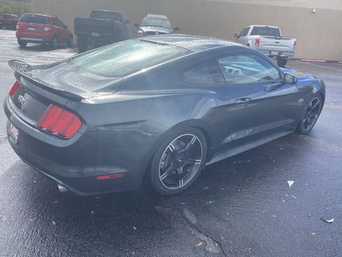 Used 2015 Ford Mustang GT image 4