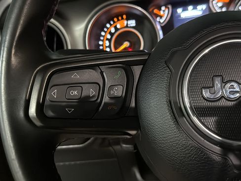 Used 2022 Jeep Wrangler Unlimited Sport AWD/4WD image 12