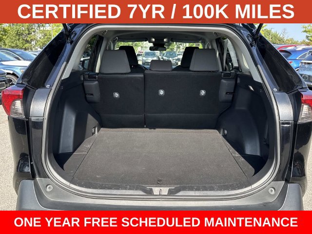 Used 2025 Toyota RAV4 XLE AWD/4WD image 12