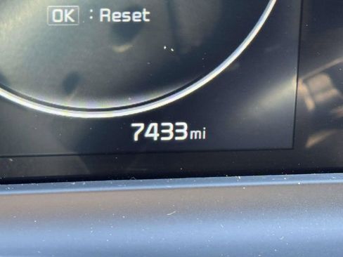 Used 2025 Kia Seltos SX image 23