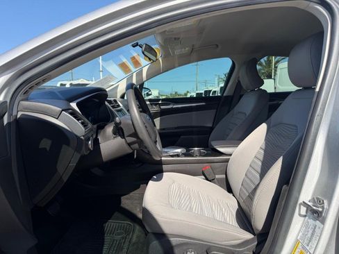 Used 2016 Ford Fusion S FWD image 17