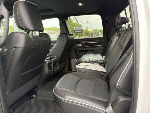 New 2026 RAM 2500 Laramie AWD/4WD image 10