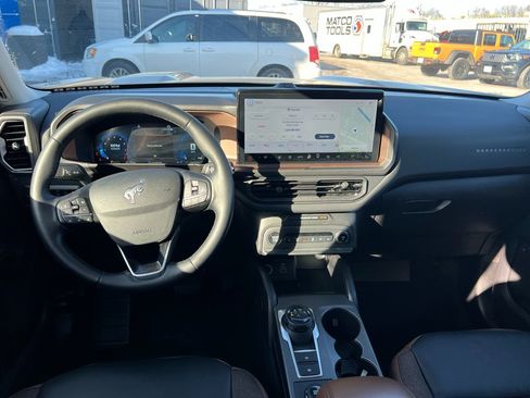 Used 2025 Ford Bronco Sport Outer Banks w/ Outer Banks Tech Package+ image 7