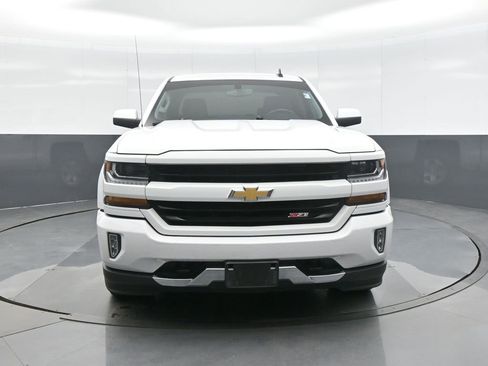 Used 2018 Chevrolet Silverado 1500 LT w/ All Star Edition image 2