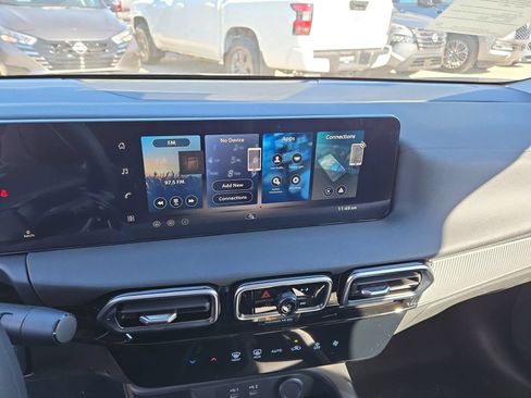 New 2026 Nissan Sentra SV w/ Floor Mat Package FWD image 23