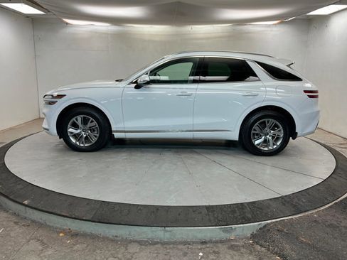 Used 2022 Genesis GV70 2.5T image 2