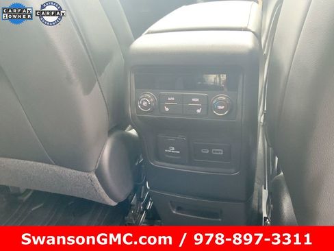 Used 2023 GMC Acadia Denali w/ Denali Technology Package image 31