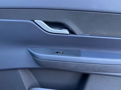 Used 2023 Fisker Ocean One image 22