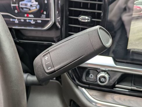 Used 2022 GMC Sierra 1500 SLT image 24