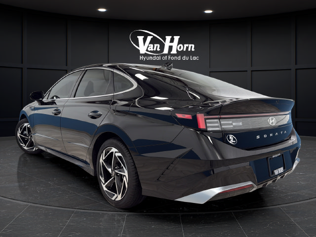 Used 2025 Hyundai Sonata SEL FWD image 5