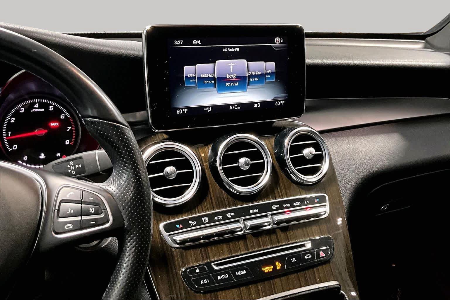 Used 2019 Mercedes-Benz GLC 300 4MATIC image 7