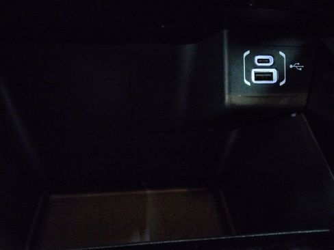 Used 2022 Jeep Compass Limited image 19