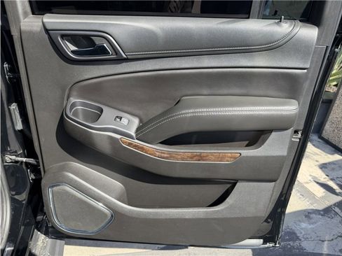 Used 2018 Chevrolet Suburban LT AWD/4WD image 22