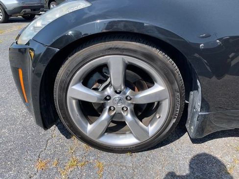 Used 2008 Nissan 350Z Touring RWD image 34