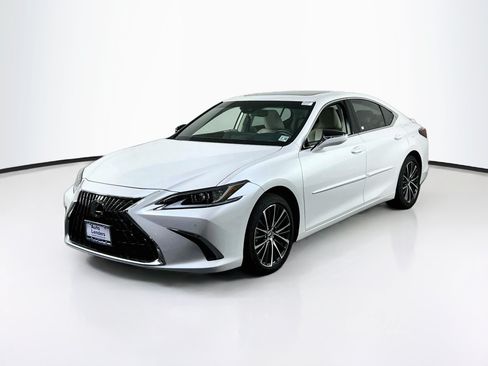 Used 2025 Lexus ES 350 w/ Premium Package FWD image 1