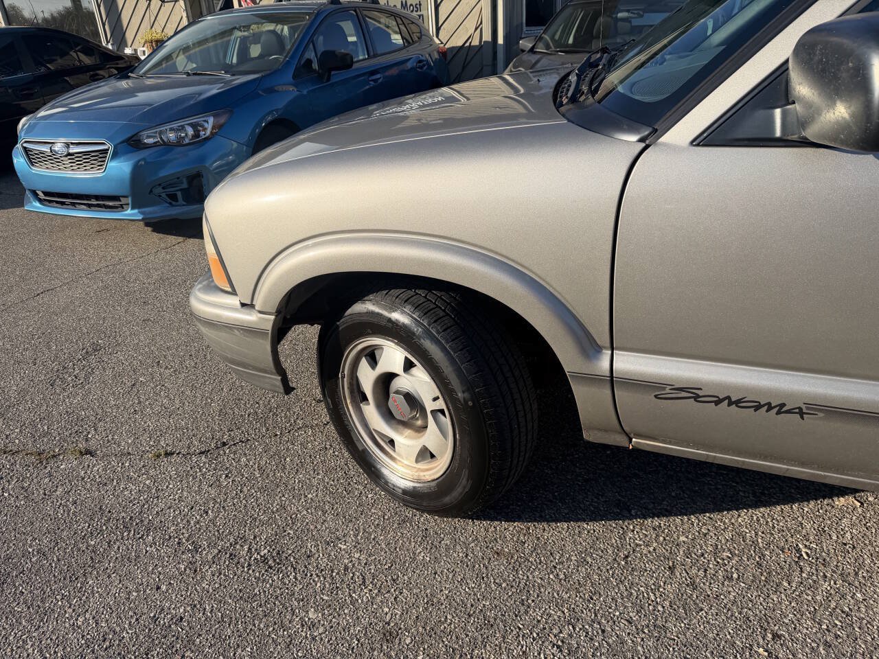 Used 1999 GMC Sonoma SLS w/ Super Spec Pkg 3 RWD image 27