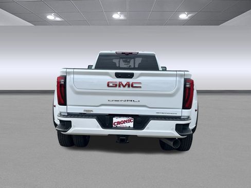 New 2026 GMC Sierra 3500 Denali w/ Denali Reserve Package AWD/4WD image 4