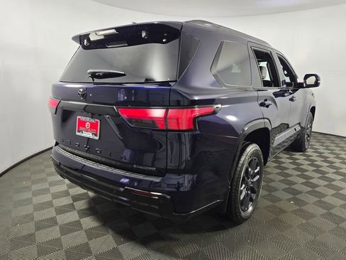 Used 2026 Toyota Sequoia Platinum AWD/4WD image 8