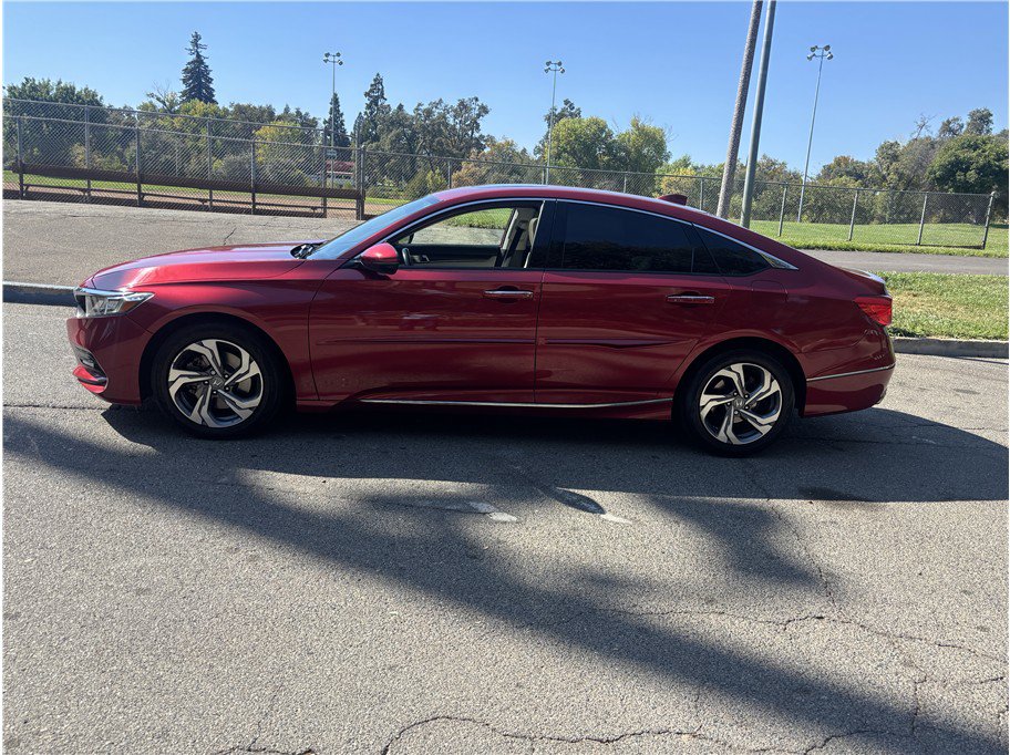Used 2018 Honda Accord EX-L image 2