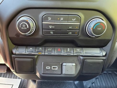 Used 2025 Chevrolet Silverado 1500 W/T RWD image 18