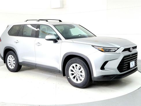 New 2026 Toyota Grand Highlander XLE image 7