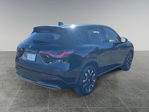 Used 2026 Honda HR-V EX-L image 6