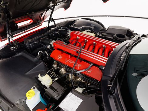 Used 1999 Dodge Viper GTS RWD image 41