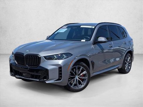 Certified 2024 BMW X5 xDrive40i w/ M Sport Package AWD/4WD image 1