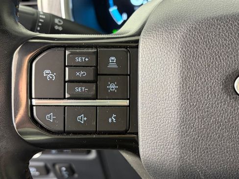 Used 2022 Ford F150 Platinum w/ Equipment Group 701A High AWD/4WD image 17
