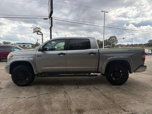 Used 2015 Toyota Tundra SR5 image 10