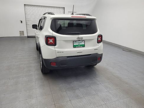 Used 2021 Jeep Renegade Latitude w/ Convenience Group image 6