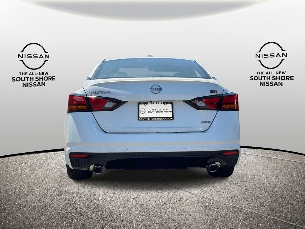 Certified 2025 Nissan Altima 2.5 SR w/ SR Premium Package AWD/4WD image 6