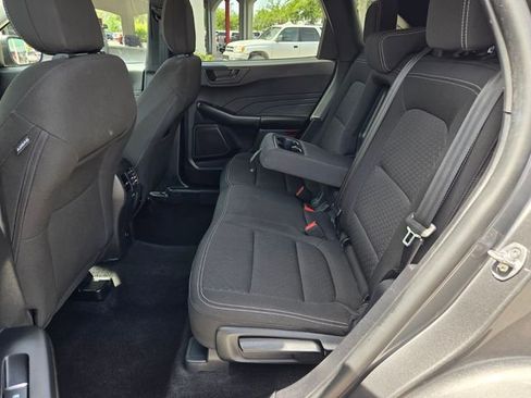Used 2024 Ford Escape Active AWD/4WD image 5