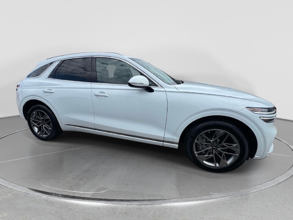 Certified 2024 Genesis GV70 2.5T AWD/4WD image 7