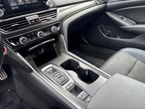 Used 2019 Honda Accord Sport image 22