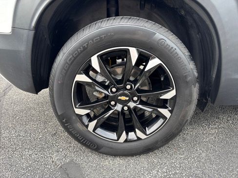 Used 2023 Chevrolet TrailBlazer LT FWD image 10