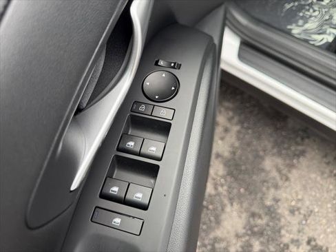 New 2026 Hyundai Tucson Blue SE w/ Tow & Go Package image 12