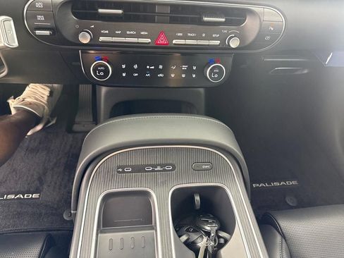 Used 2026 Hyundai Palisade Calligraphy FWD image 17