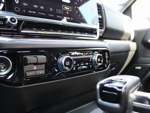 Used 2023 GMC Sierra 1500 Elevation w/ Elevation Premium Package image 32