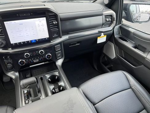 New 2026 Ford F150 Lariat w/ Equipment Group 502A High image 43