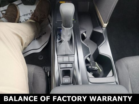 Used 2025 Toyota Camry SE image 36