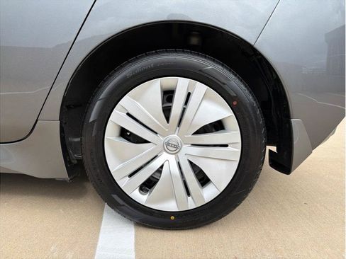Used 2025 Nissan Leaf S FWD image 27