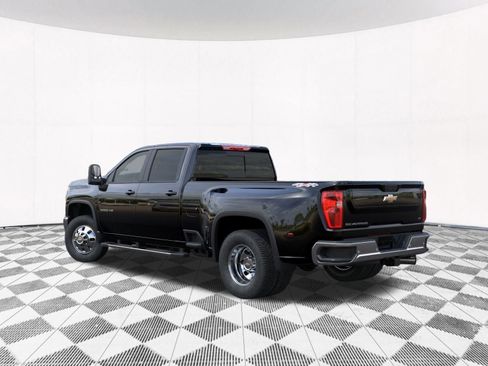 New 2026 Chevrolet Silverado 3500 LT w/ All Star Edition AWD/4WD image 6