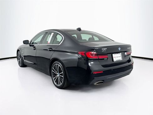 Used 2023 BMW 530e xDrive image 8