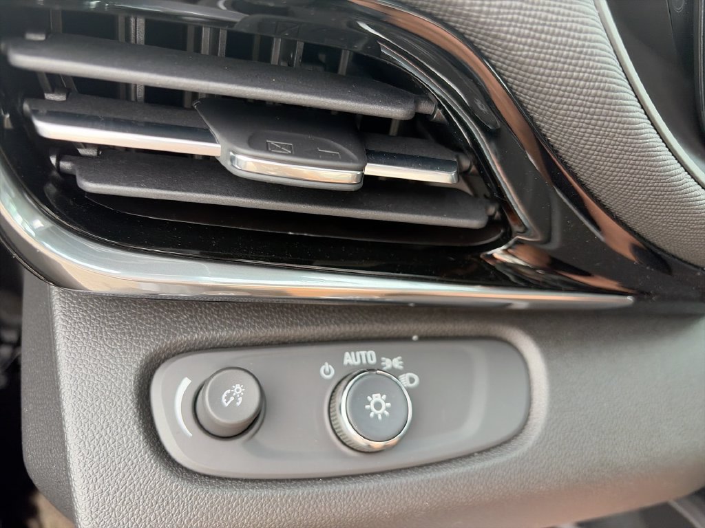New 2026 Buick Envista Sport Touring w/ Convenience I Package FWD image 22