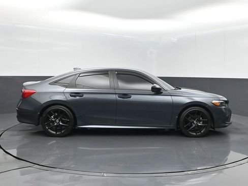 Used 2024 Honda Civic Sport image 5