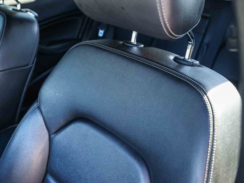 Used 2019 Mercedes-Benz GLA 250 image 41