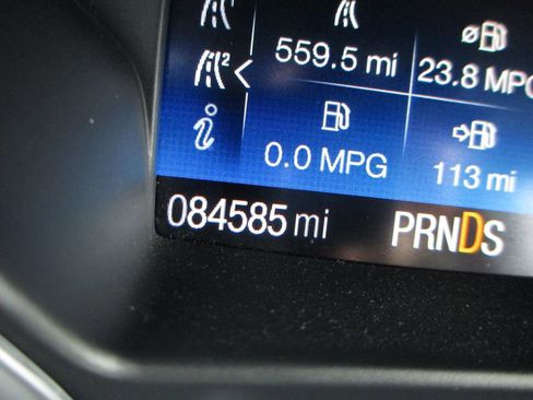 Used 2017 Ford Escape SE w/ Equipment Group 201A image 25