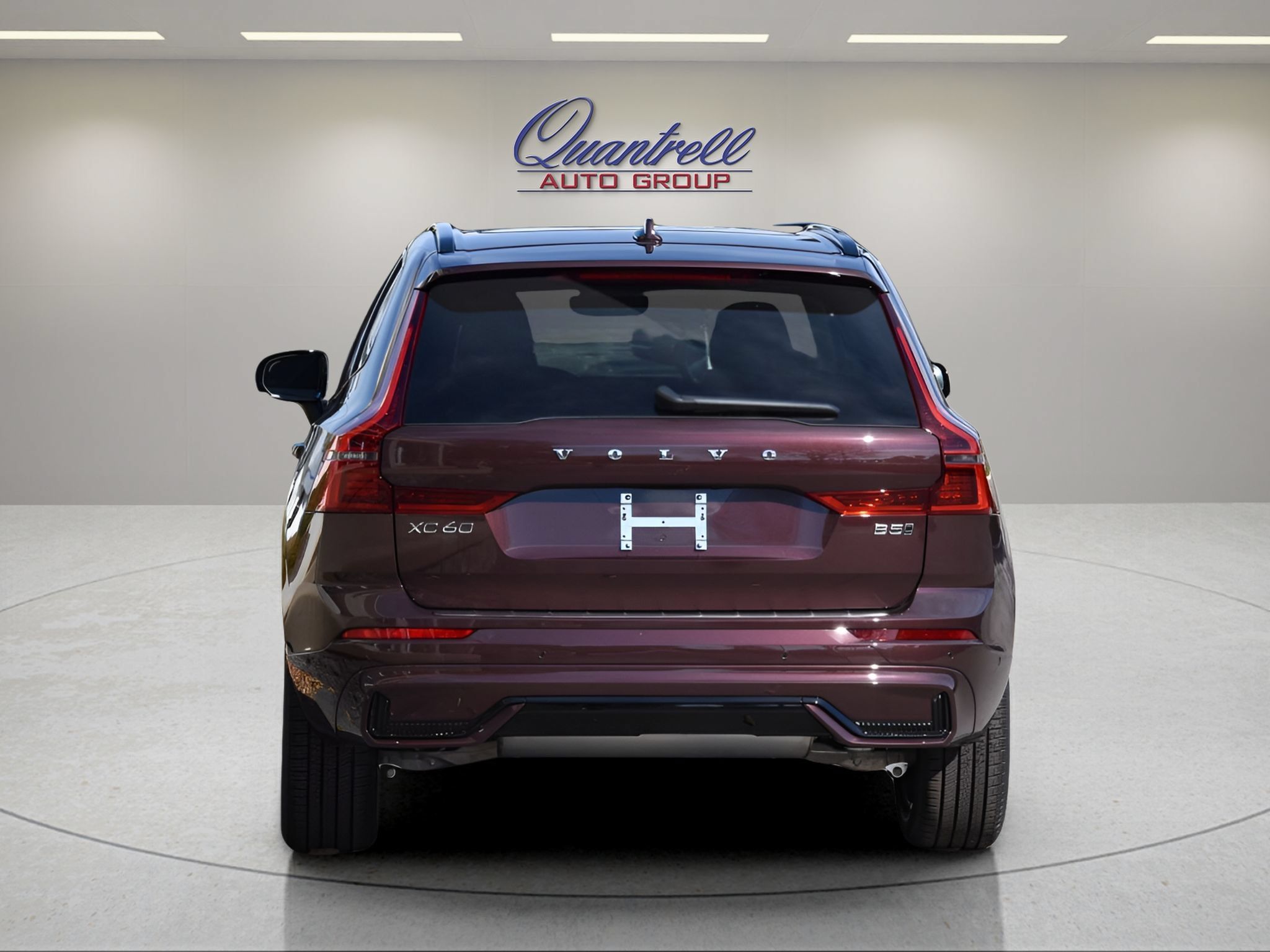 Certified 2026 Volvo XC60 B5 Plus w/ Protection Package Premier AWD/4WD image 5